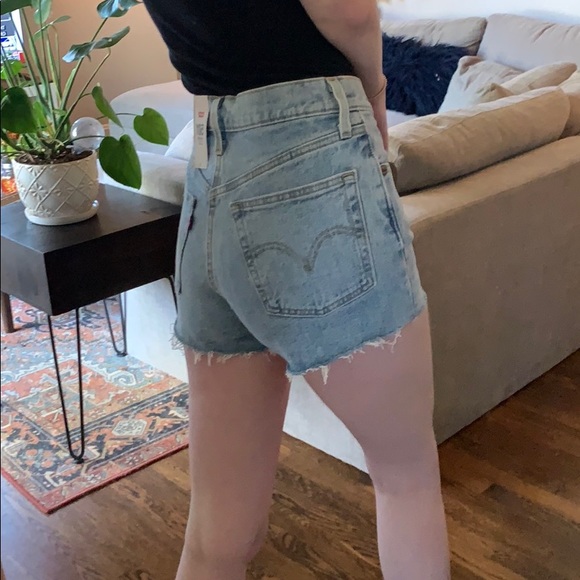 High waisted - Button up Levi Jeans - Picture 4 of 6